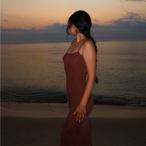 Elegant Brown Sleeveless Dress